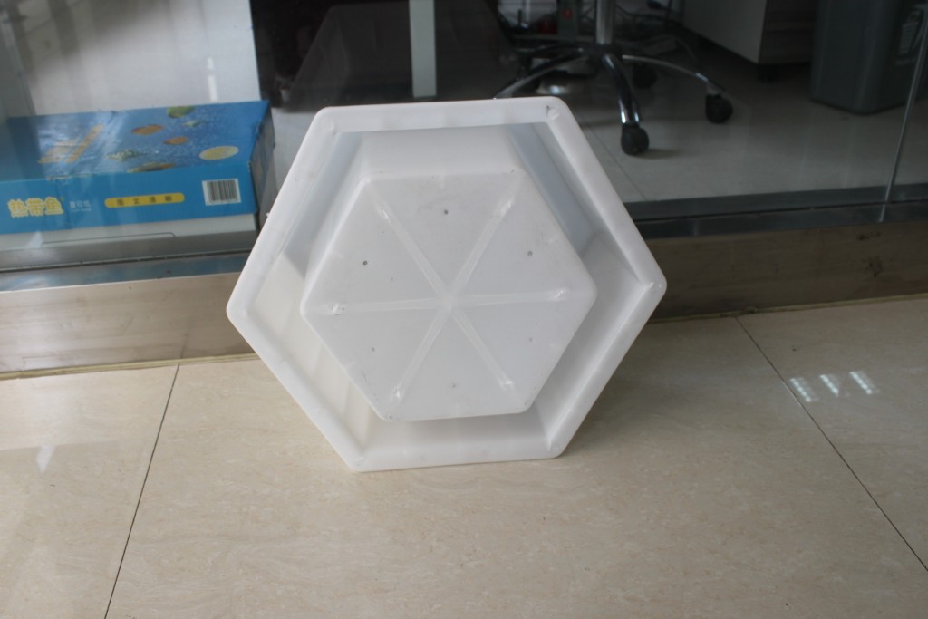 什么樣的六角塊護坡模具質量才好？