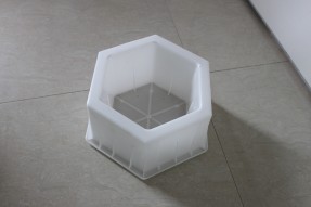 水泥混凝土預(yù)制六角護(hù)坡模具 水泥混凝土預(yù)制六角護(hù)坡模具
