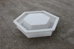 高鐵高速專用空心六角護(hù)坡磚模具 高鐵高速專用空心六角護(hù)坡磚模具