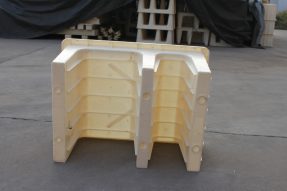 水泥U型槽模具廠家因具備的專業(yè)素質(zhì) 水泥U型槽模具廠家因具備的專業(yè)素質(zhì)