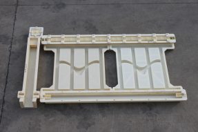84型海鷗高速鐵路護(hù)欄塑料模具 84型海鷗高速鐵路護(hù)欄塑料模具