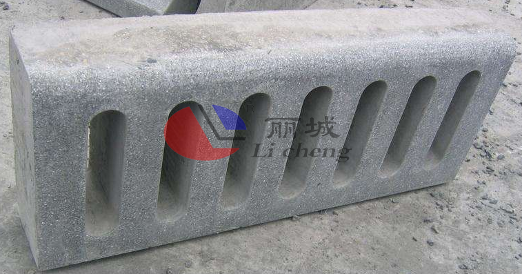 路牙石模具全新設(shè)計只為讓城市的建設(shè)更安全 路牙石模具全新設(shè)計只為讓城市的建設(shè)更安全