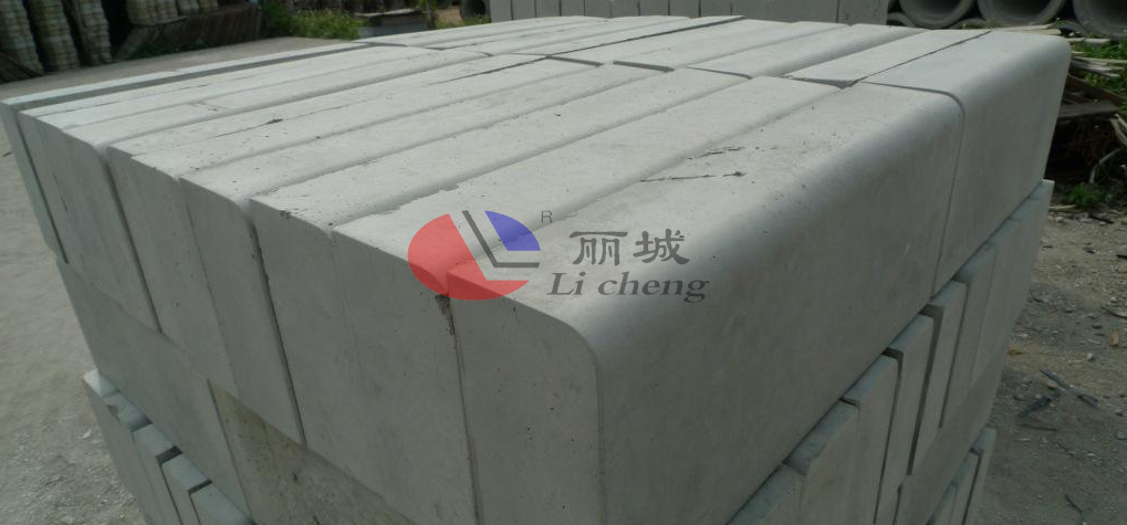 防撞型路牙石模具施工前準(zhǔn)備工作 防撞型路牙石模具施工前準(zhǔn)備工作