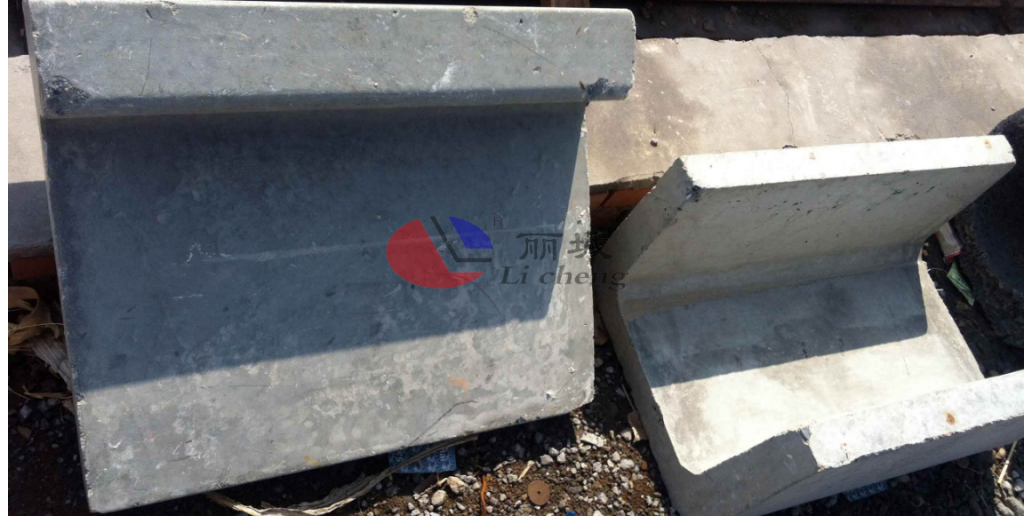 如何有效降低u型渠模具澆筑過(guò)程中質(zhì)量缺陷 如何有效降低u型渠模具澆筑過(guò)程中質(zhì)量缺陷